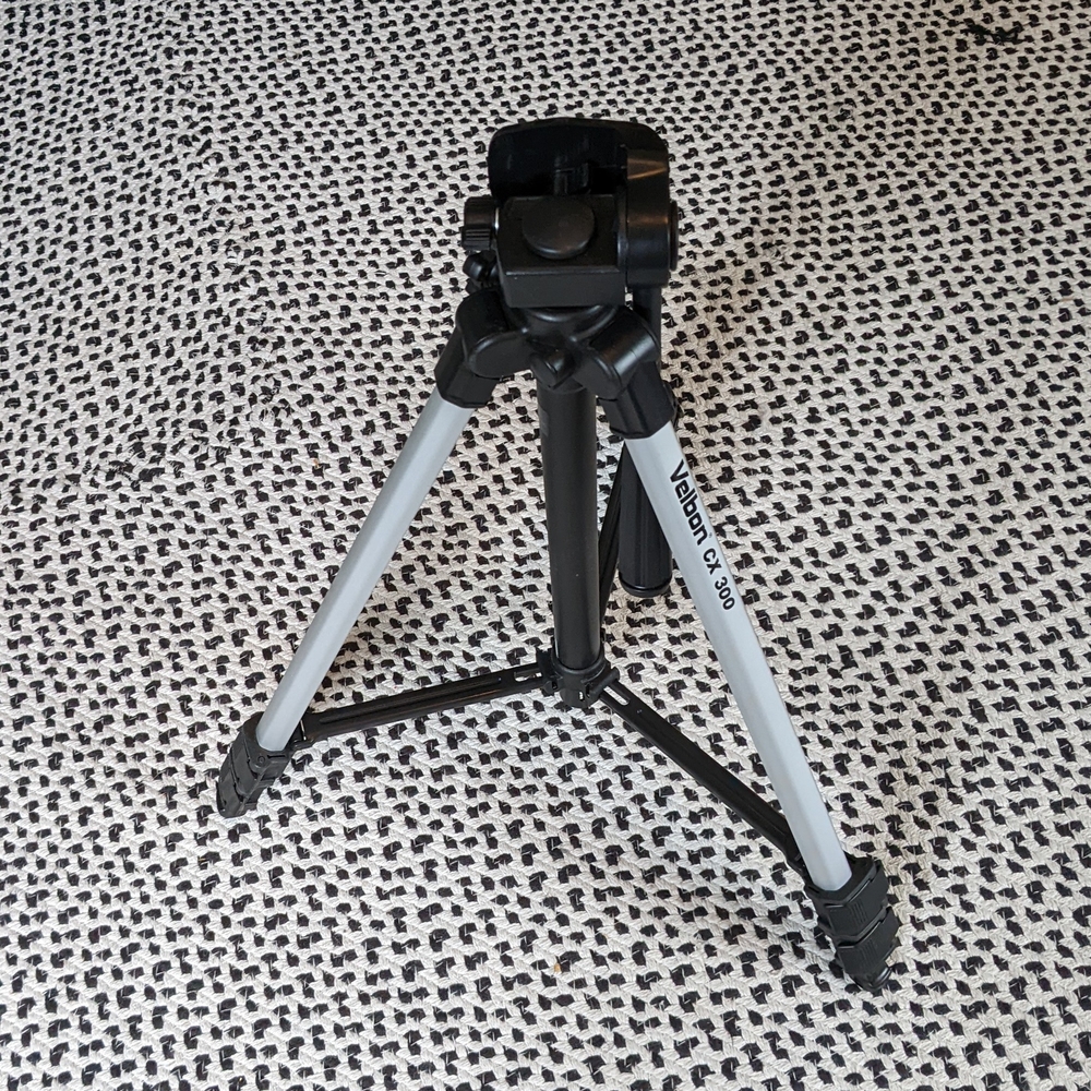 CX-300 Black and Gray Tripod
